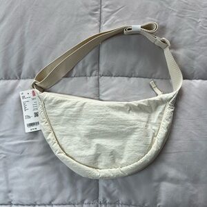 Uniqlo Round Mini Shoulder Bag